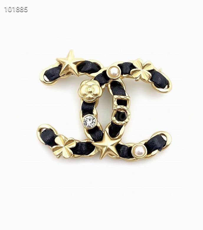 Chanel Brooch 351